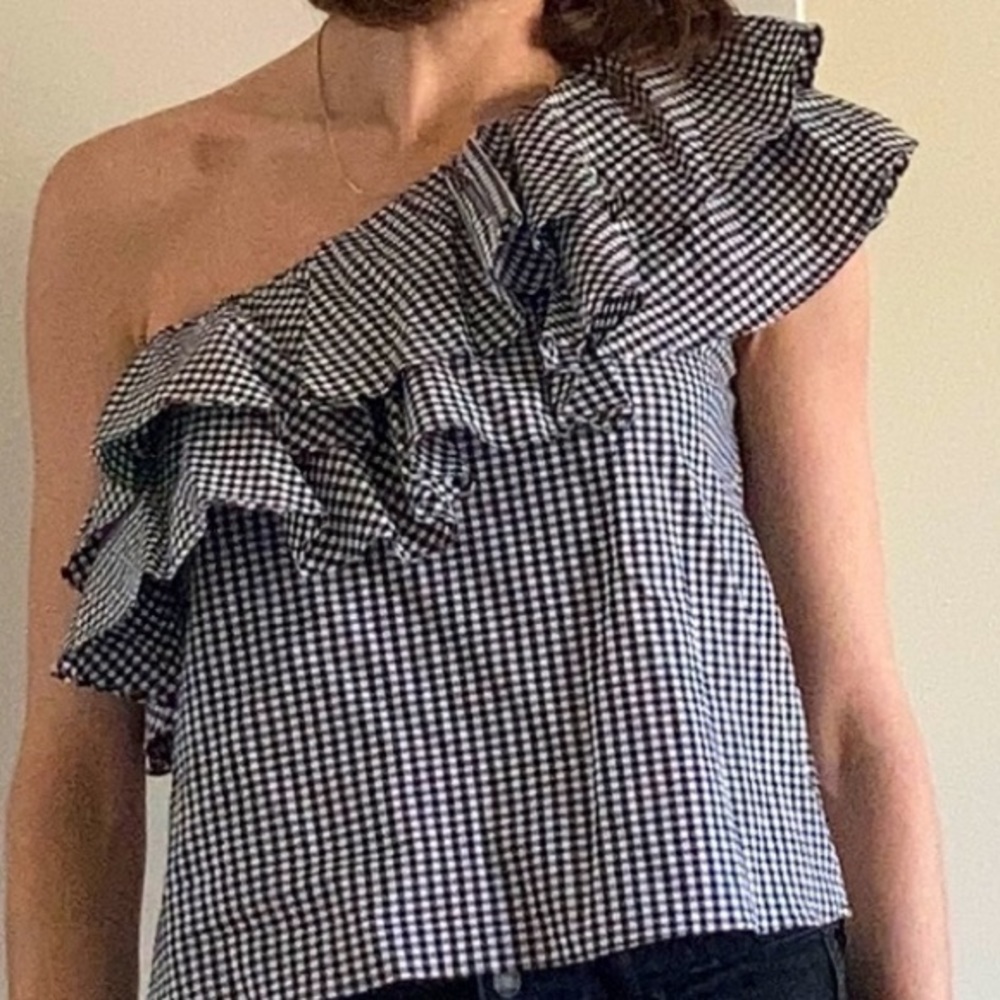 Miss Los Angeles Gingham One-Shoulder Ruffle Top